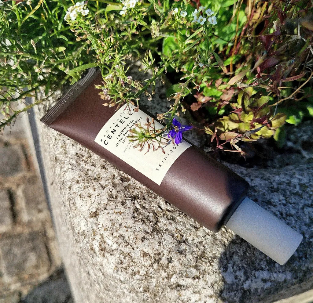 SKIN1004 Madagascar Centella Probio-Cica Glow Sun Ampoule