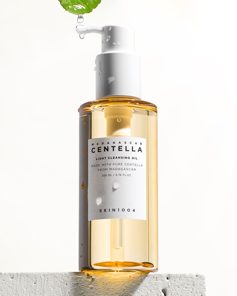 Madagascar Centella Light Cleansing Oil