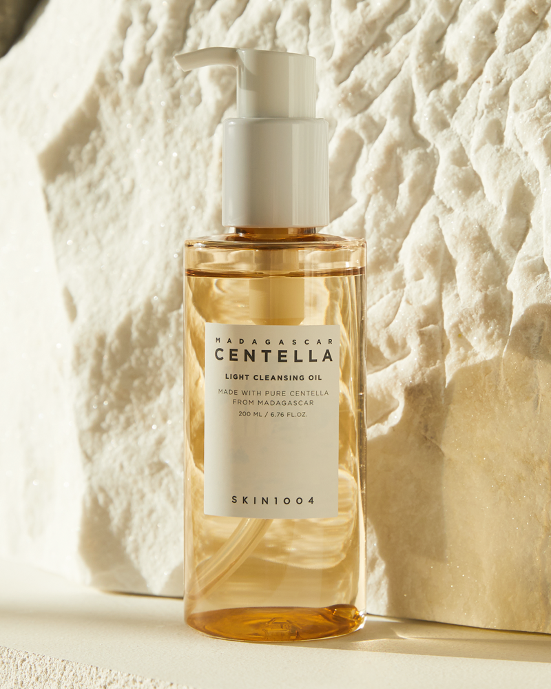 Madagascar Centella Light Cleansing Oil